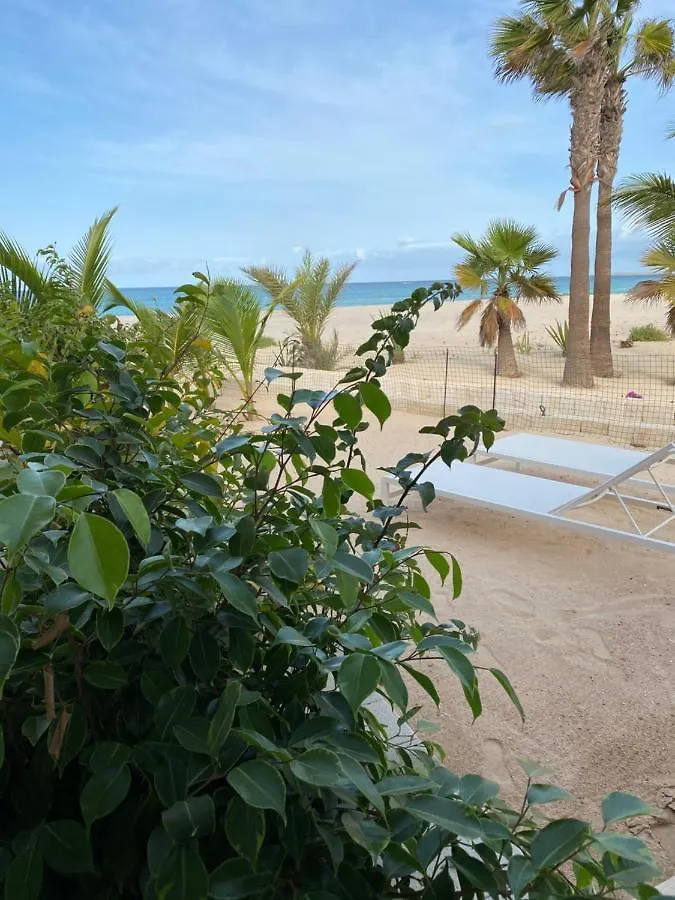 Guest house Villa Alfredo Marchetti Nº13 A Suites On The Beach, Praia De Chaves, Boa Vista Rabil