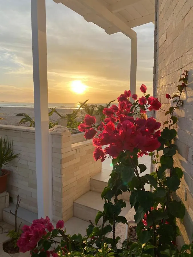 Villa Alfredo Marchetti Nº13 A Suites On The Beach, Praia De Chaves, Boa Vista Rabil Guest house
