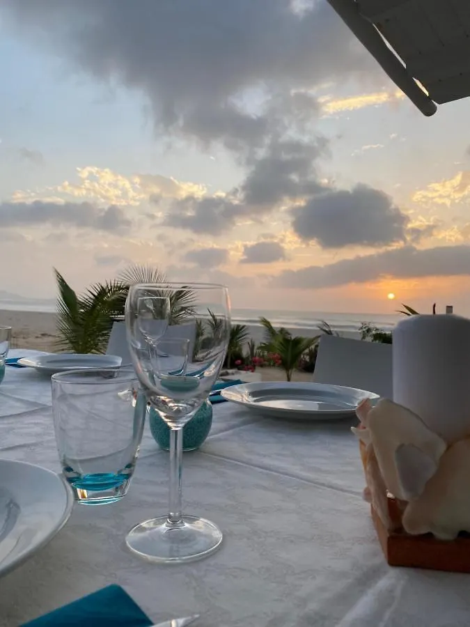 Villa Alfredo Marchetti Nº13 A Suites On The Beach, Praia De Chaves, Boa Vista Rabil Guest house